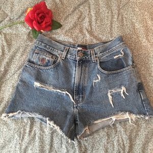 TOMMY HILFIGER JEAN SHORTS